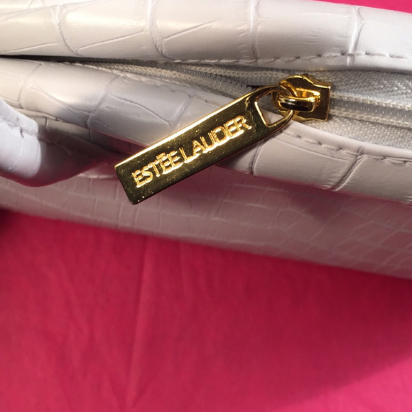 Estee Lauder white purse makeup bag - Picture 7 of 8